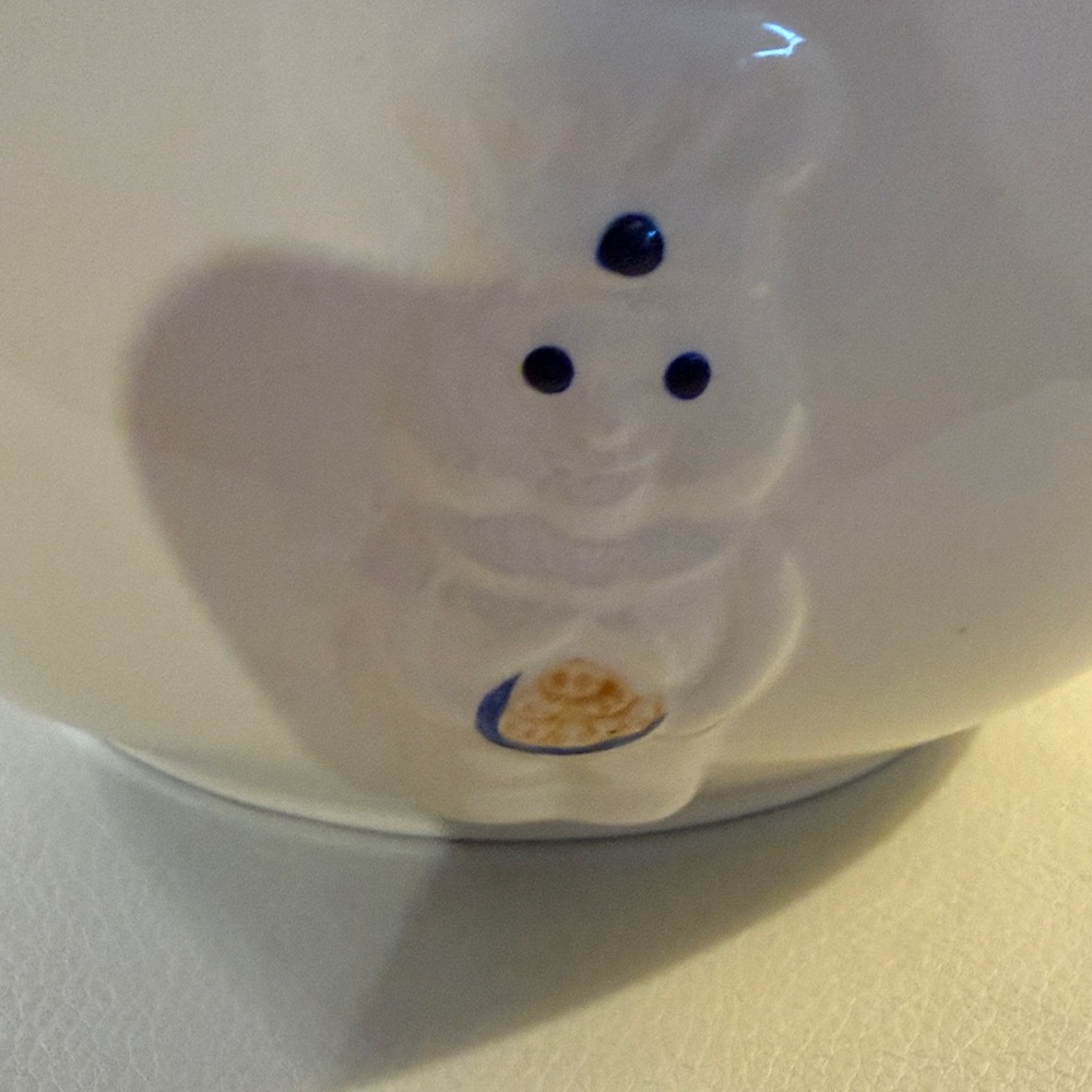 Pillsbury Doughboy mixing bowl - Picture 3 of 7